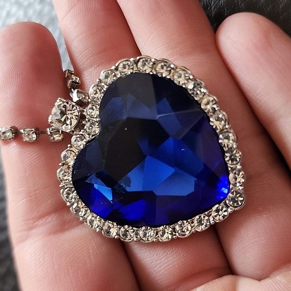Necklace - Picture 6 of 12